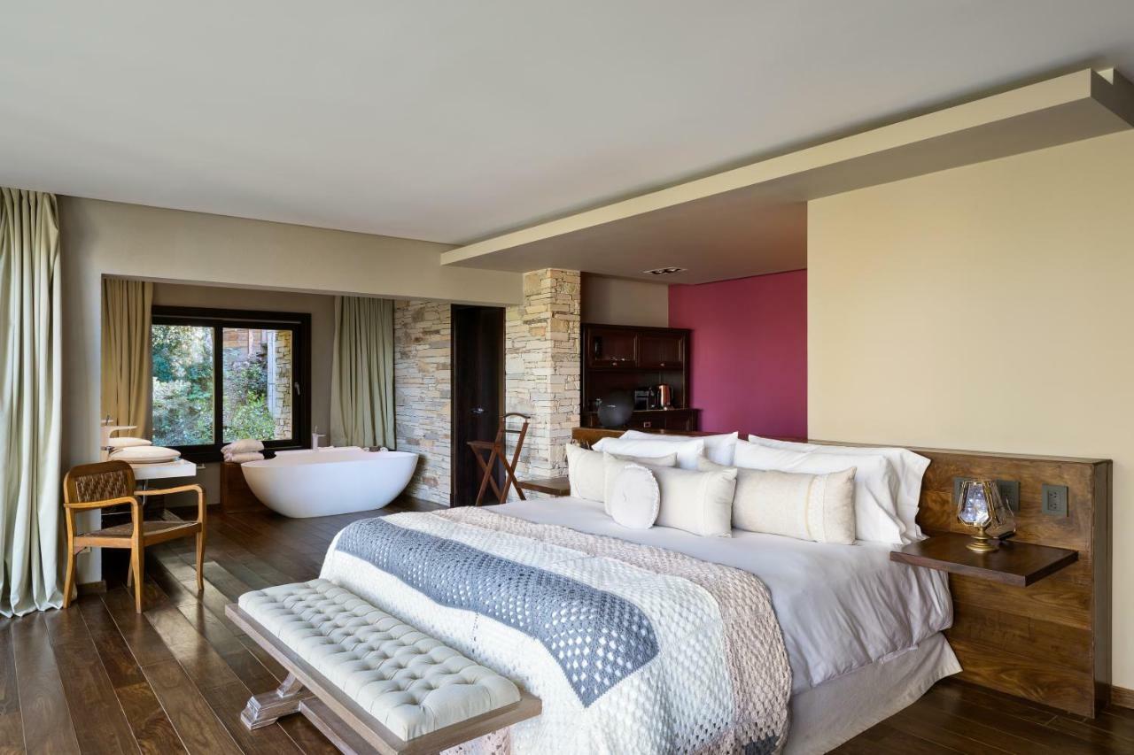Calfuco Wine Hotel & Spa Puerto Manzano エクステリア 写真